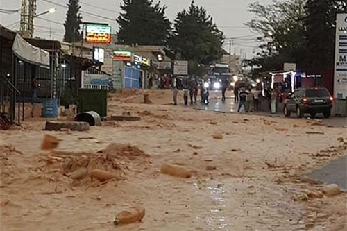 las riadas en Labwe Las riadas invaden una localidad en el noreste de Líbano